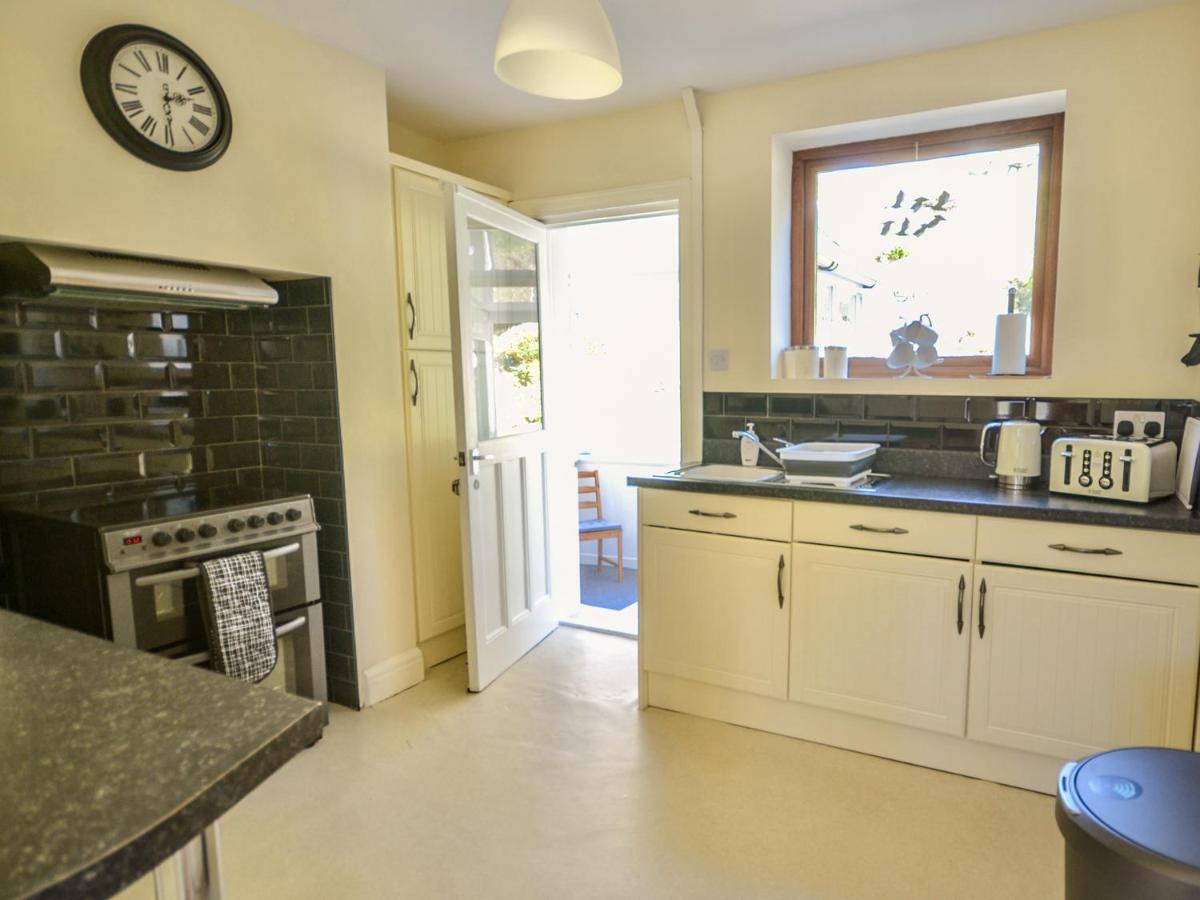Ling Fell Cottage Ulverston Bagian luar foto